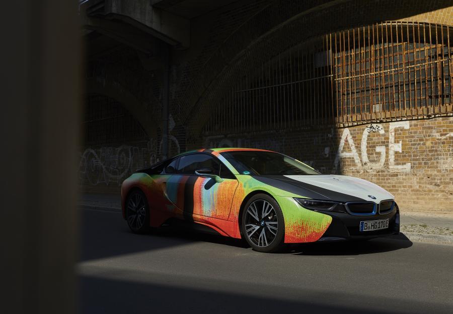  BMW i8 Art Car by Thomas Scheibitz (I15) 2019 года  (фото 6 из 17)